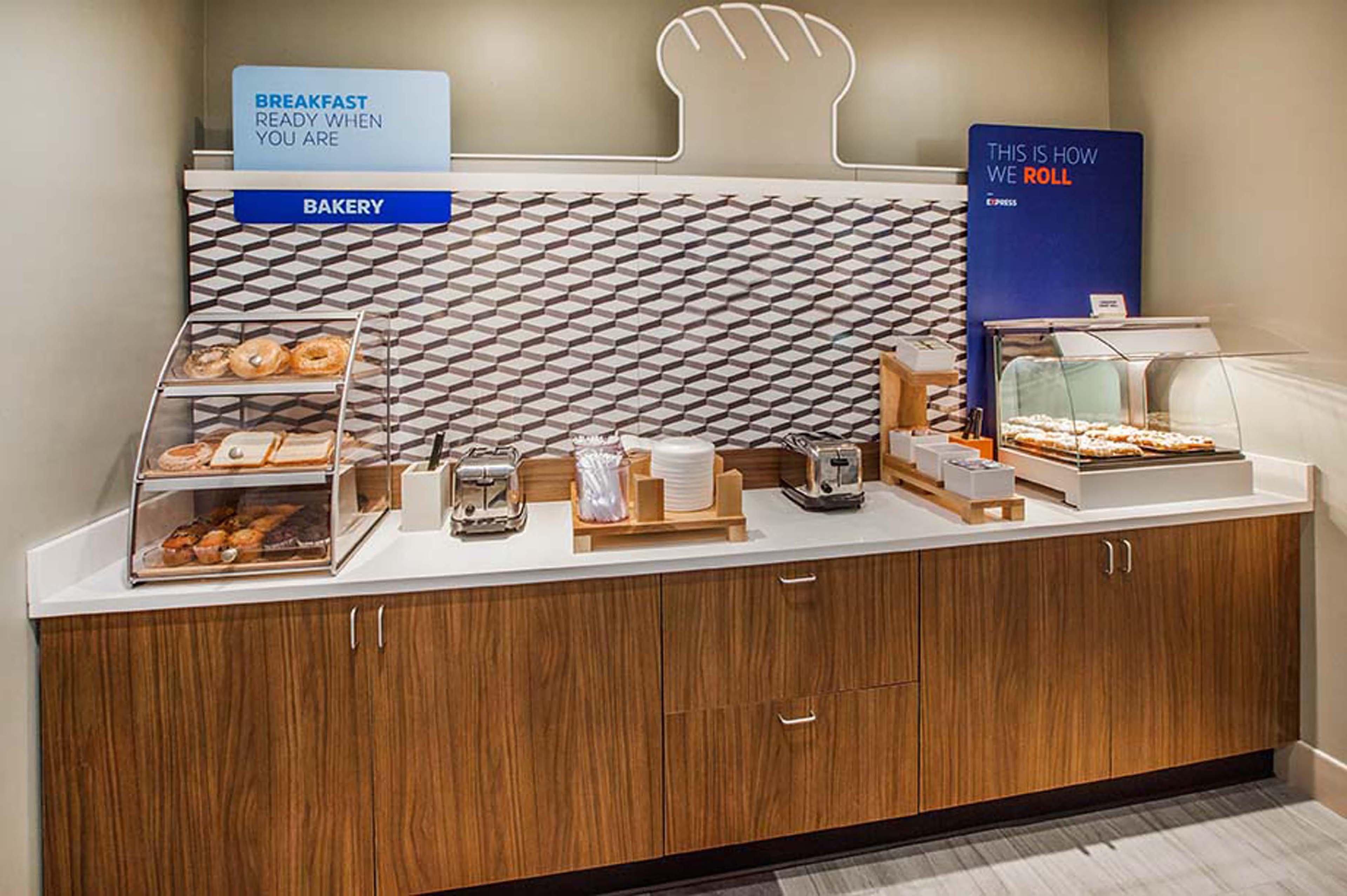 Holiday Inn Express & Suites Austin Nw - Four Points By Ihg Ngoại thất bức ảnh